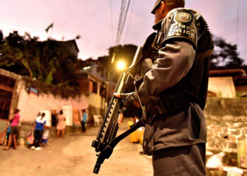 Data: 14/06/2018 - ES - Vitória - Clima de insegurança no Morro da Piedade, em Vitória - Editoria: Polícia - Foto: Fernando Madeira - NA